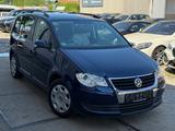 Volkswagen Touran Trendline 1,9 TDI/7.Sitzer/2.Hd./Klima - Volkswagen Touran mit Diesel-Antrieb: Kleinbus, 1.9