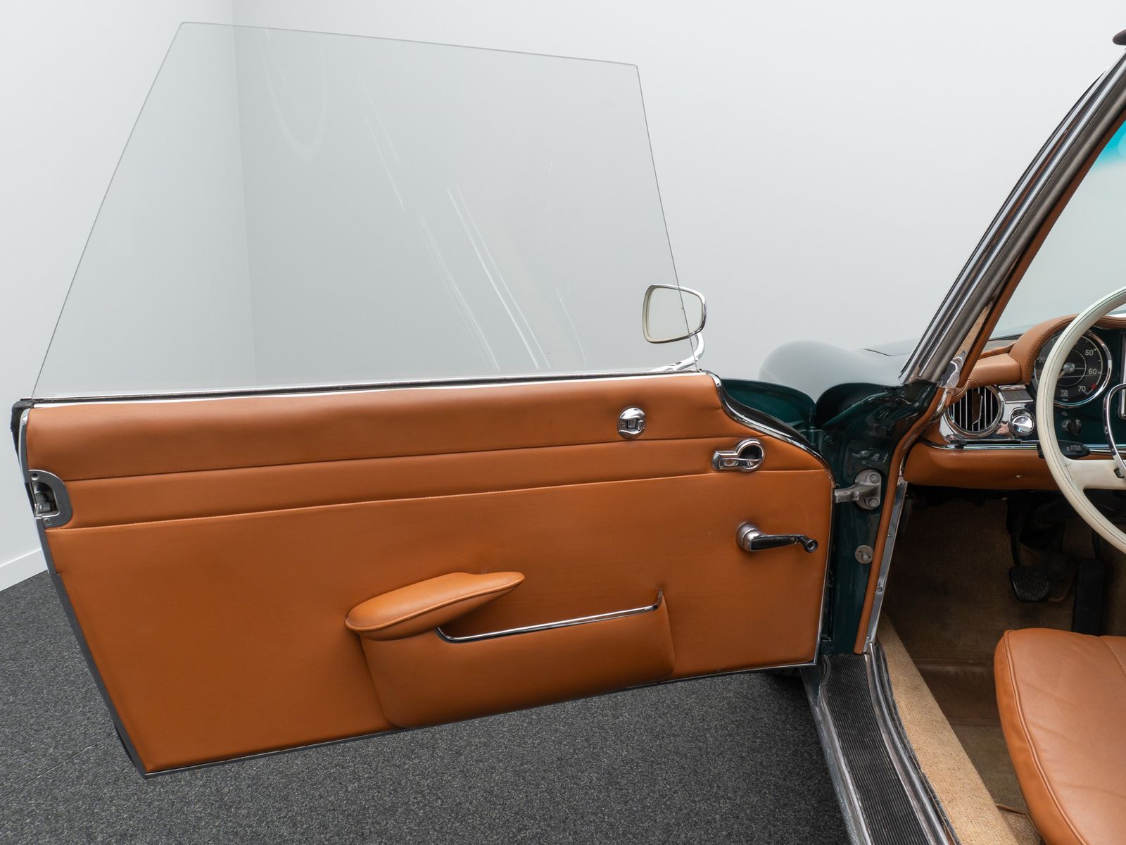 Fahrzeugabbildung Mercedes-Benz 230 SL Pagode H-Zulassung Automatik Leder W113