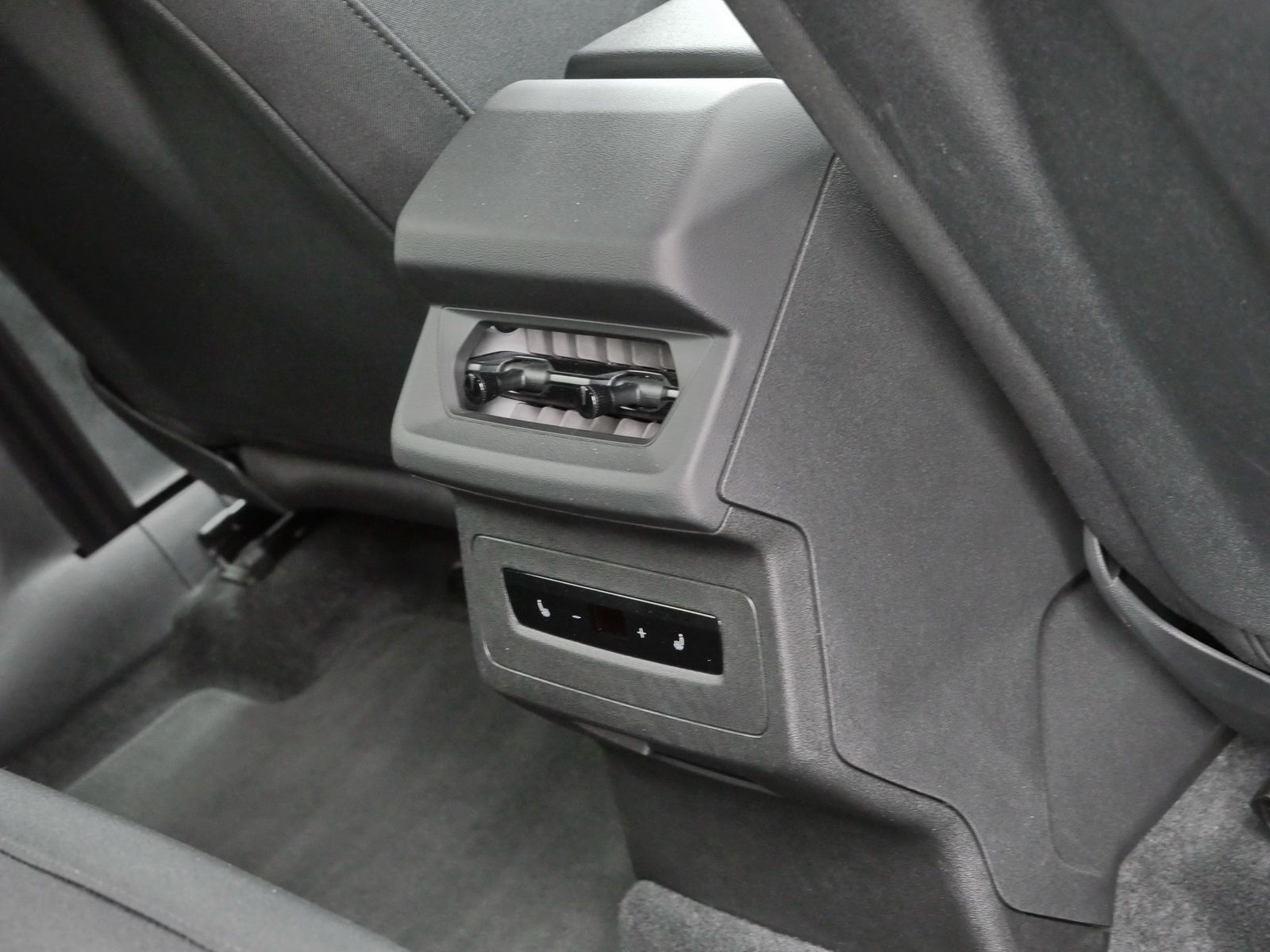 Audi Q6 e-tron - Bild 18