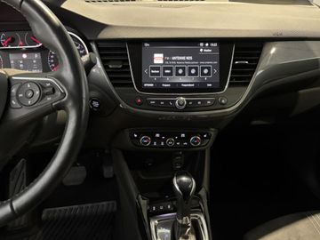 Fotografie 16 des Opel Crossland (X) Crossland 1.2 Automatik Elegance