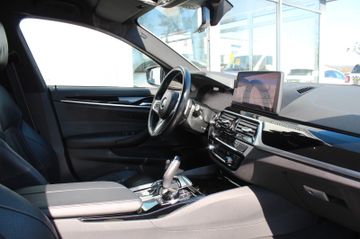 Fahrzeugabbildung BMW 540 d xDrive M Sport Laser HeadUp Massage 20"