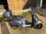 Vespa GTS 300 Supersport mit Akrapovic Endtopf  - VESPA 300 GTS SUPERSPORT