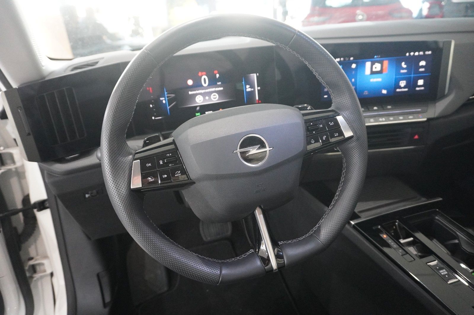 Fahrzeugabbildung Opel Astra L Lim. 1.2T ELEGANCE NAVI/LED/KAMERA/SPORT