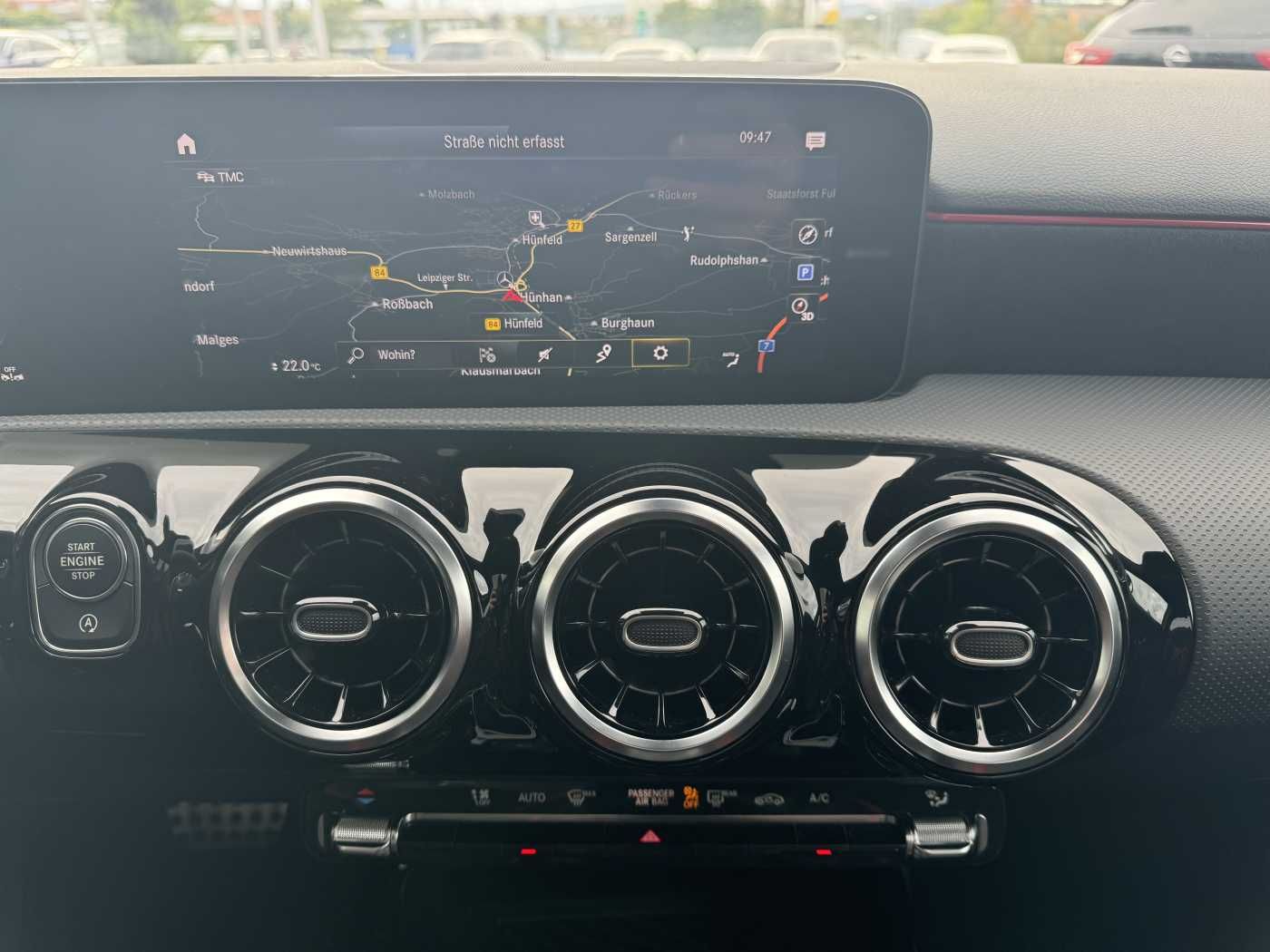 Fahrzeugabbildung Mercedes-Benz A 35 AMG 4M Aerodynamik+Pano+Night +PerfSitz+HUD