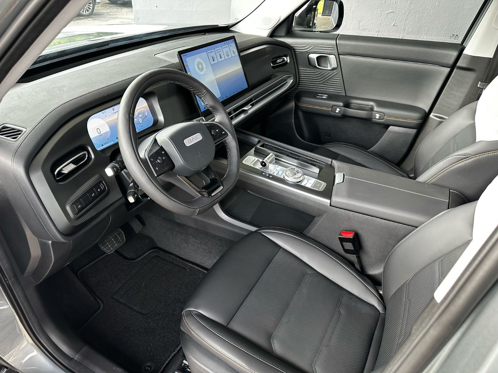 BAIC BJ30 4WD HEV | Panorama-Dach