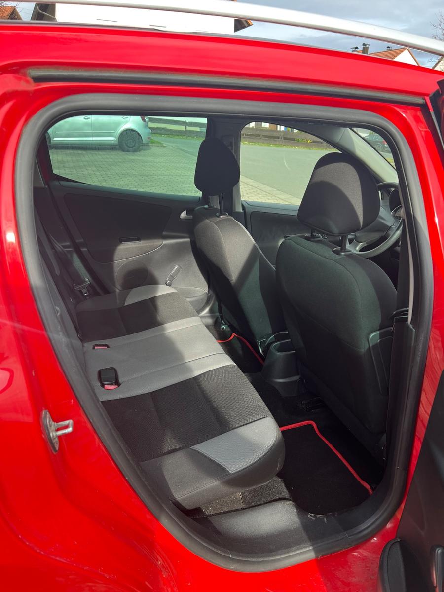 Peugeot 207 2009 — photo 12