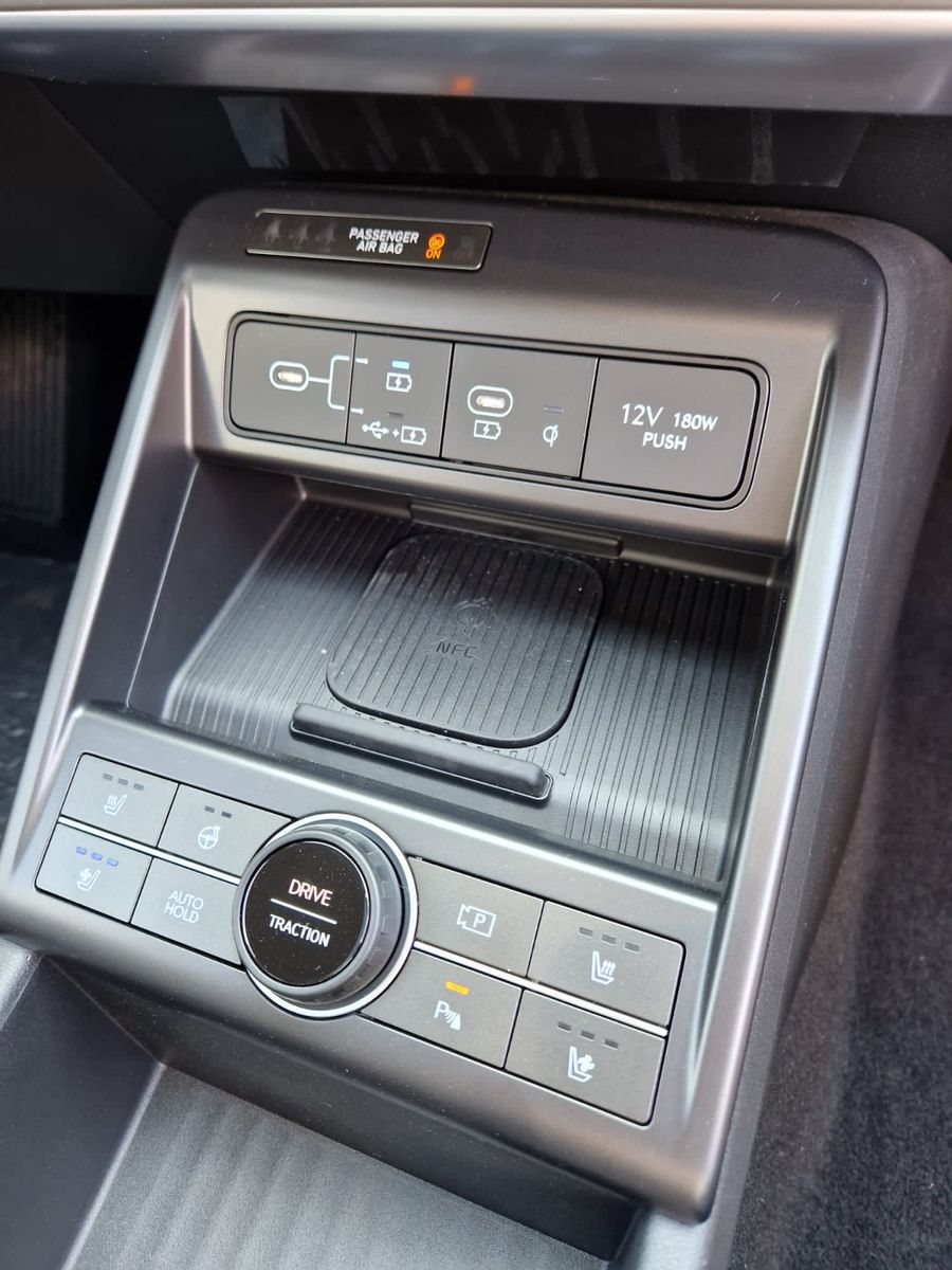 Fahrzeugabbildung Hyundai KONA SX2 1.6 T-GDI 2WD Prime DCT BOSE SitzPaket