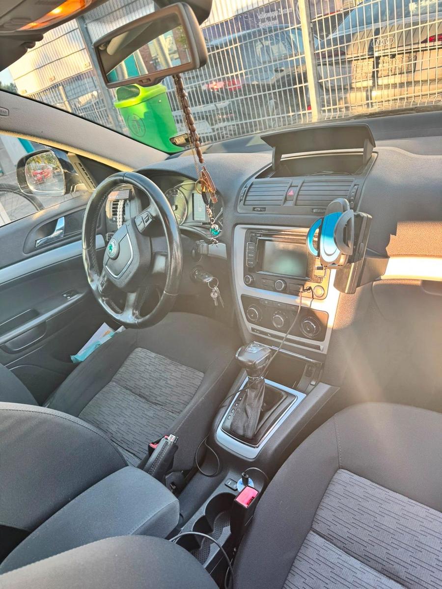 Skoda Octavia 2009 — photo 5