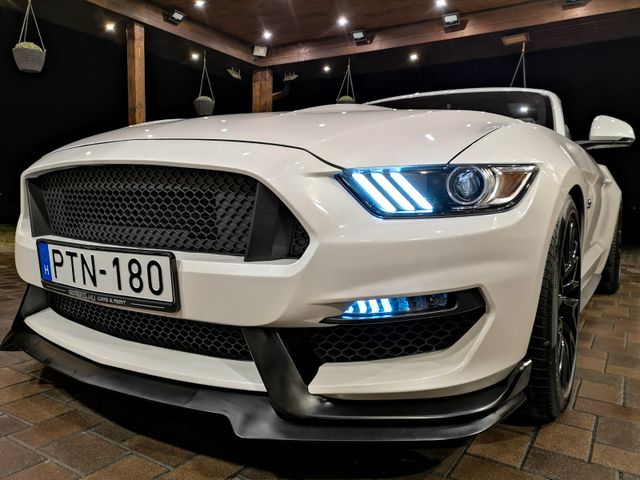 Ford Mustang GT Convertible