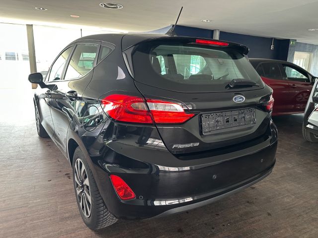 Fahrzeugabbildung Ford Fiesta Cool & Connect*PDC*SHZ*LED*CarPlay*1.H