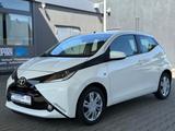 Toyota Aygo AYGO x-play KLIMA/KAMERA/TEMPOMAT/BLUETOOTH - Toyota Aygo (X) in Osnabrück