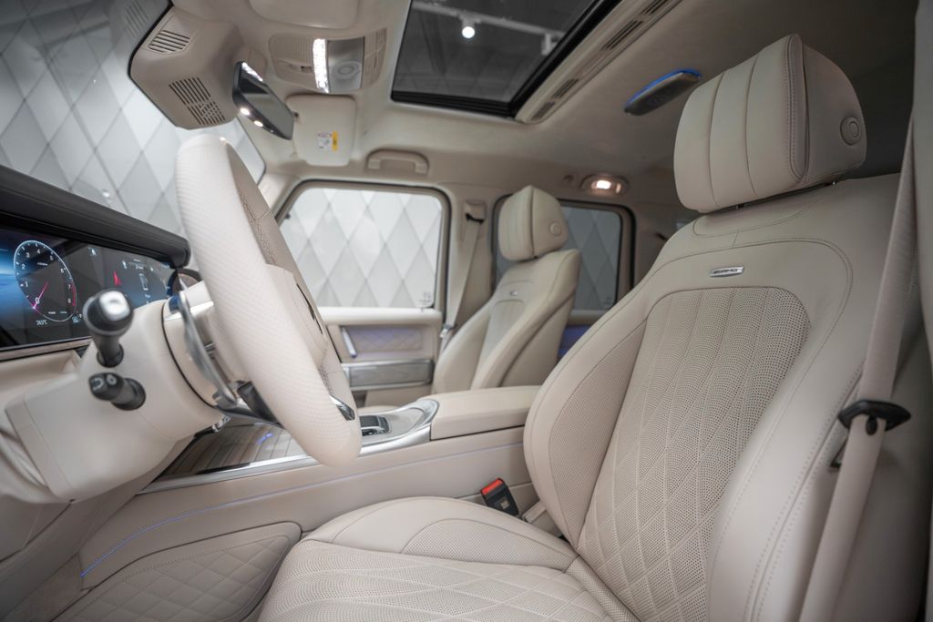G 63 AMG 2026 GOLD/BEIGE - Bild 14