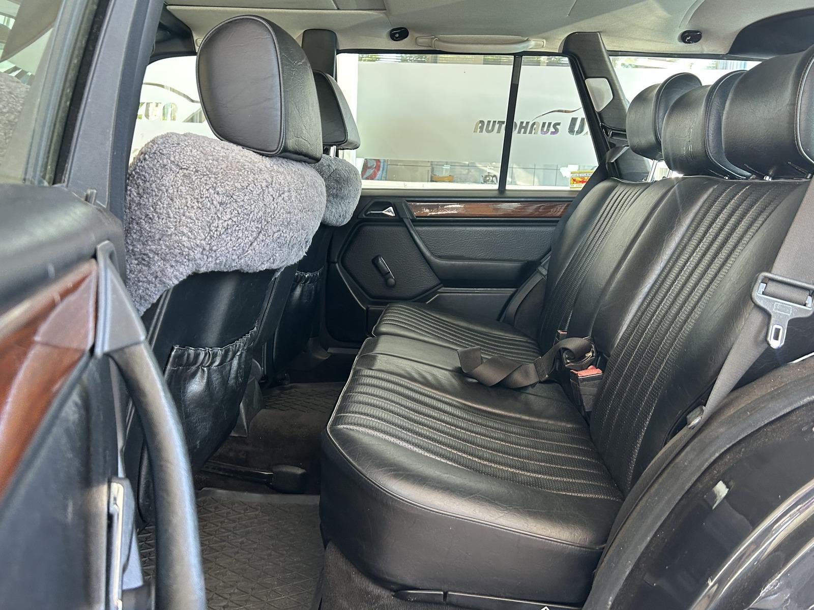 MERCEDES CLASSE E BREAK 230 TE 2.3 132 ch - BVA - TOIT COUVRANT - CUIR - 157700 km