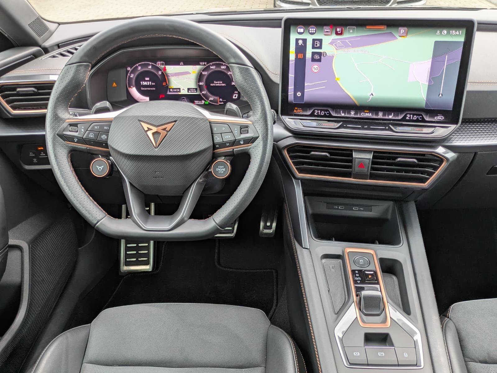 Fahrzeugabbildung CUPRA Leon 2.0 TDI MATRIX*Dinamica*Sennheiser*Int.DRIV