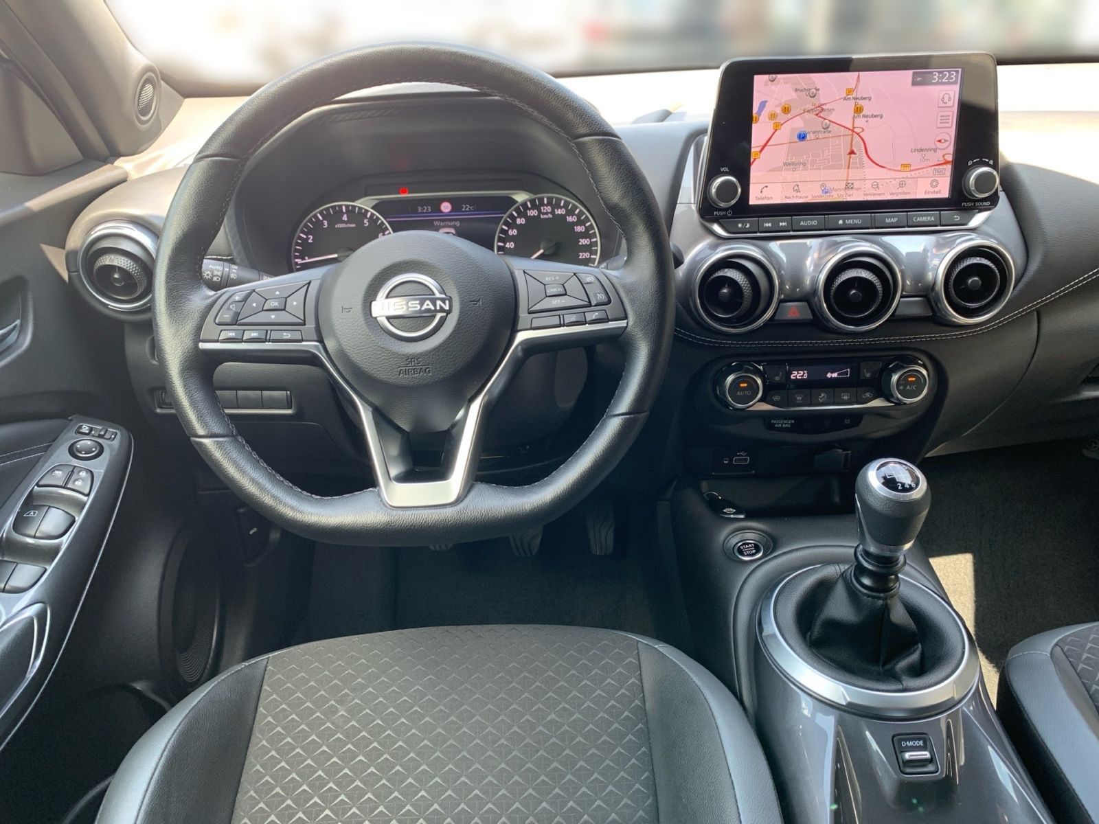Fahrzeugabbildung Nissan Juke 1.0 DIG-T N-Connecta Navi Kamera