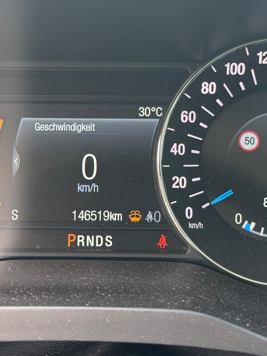 Ford Edge Vignale 4x4 Pano+AHK+Sthzg.+1.Hd+LED+RFK
