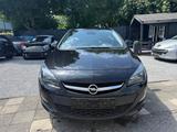 Opel Astra J Lim. 5-trg. Style*5 TÜRER*EURO6 - Opel Astra Style mit Diesel-Antrieb