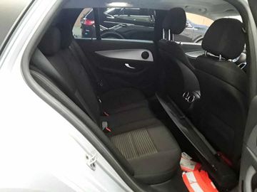 Mercedes E 220 - 11