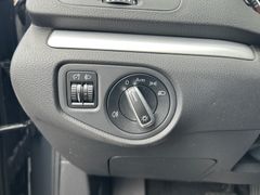 Fahrzeugabbildung Volkswagen Sharan 1.4 TSI Comfortline DSG Standhzng AHK 7Si