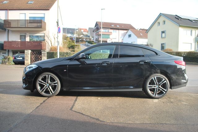 BMW 218 Gran Coupé*M Sport*LED* Live Cockpit*1.Hand