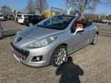Peugeot 207CC Cabrio-Coupe Platinum*2.Hand*Leder*Navi* - Peugeot 207 207cc mit Diesel-Antrieb