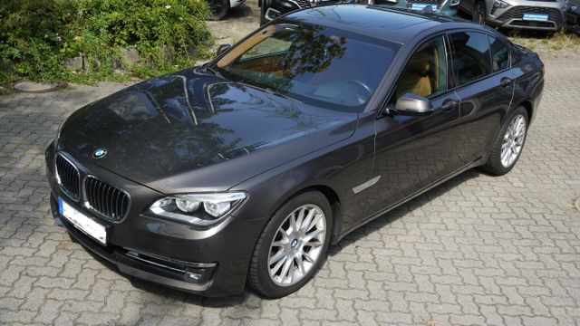 BMW 750i xDrive