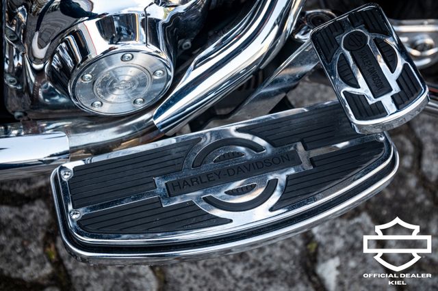 Fahrzeugabbildung Harley-Davidson FLHRCI ROAD KING CLASSIC - SUPERTRAPP-FISHTAIL
