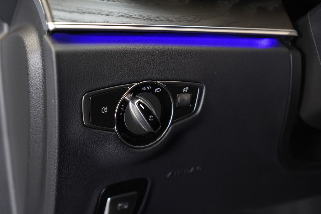 Mercedes Benz E 220