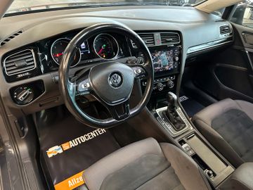 MYAUTOCENTER – Gebraucht- und Jahreswagen mit Werkstattservice in Pfaffenhofen Volkswagen Golf VII Variant Highline BMTStart-Stopp*Klima*