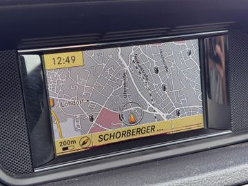 Mercedes E 250 - 11