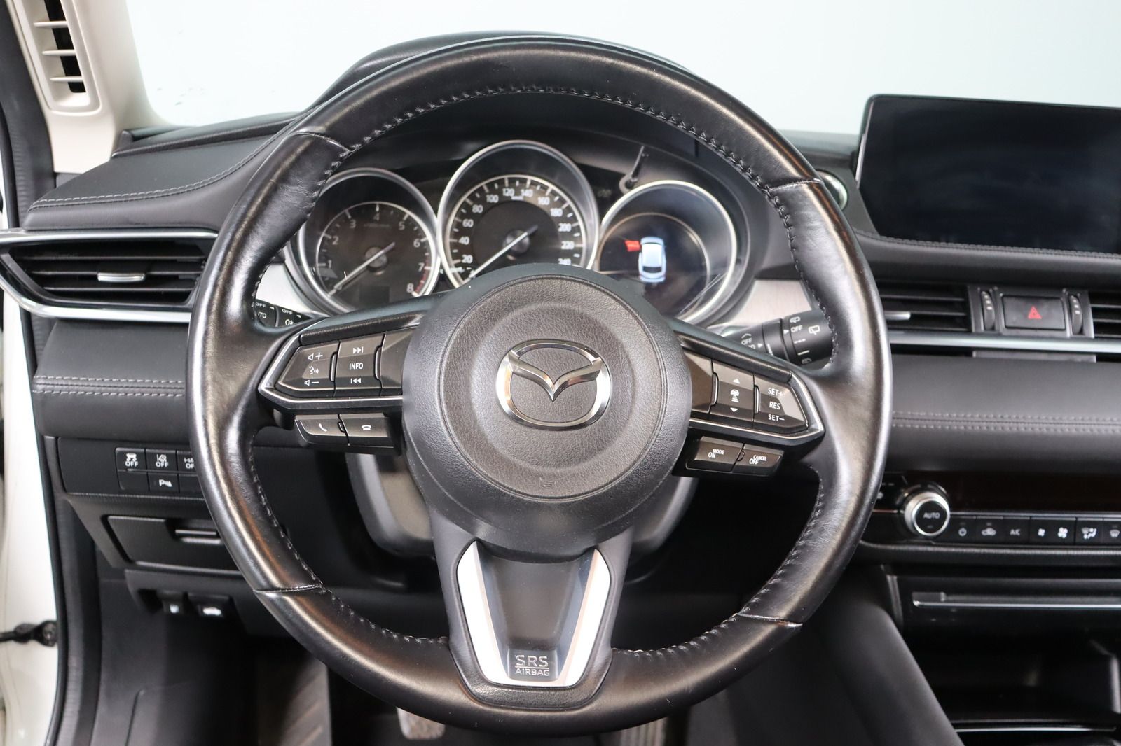 Fahrzeugabbildung Mazda 6 Kombi 1. Hand * Mwst. ausw. * HUD * Sitzhzg.