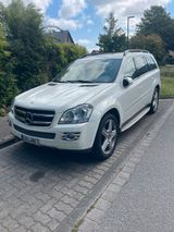 Mercedes-Benz Mercedes GL 350 BlueTec, 4 Matic, 7 Sitze,... - Mercedes-Benz GL 350 mit Diesel-Antrieb: Bluetec