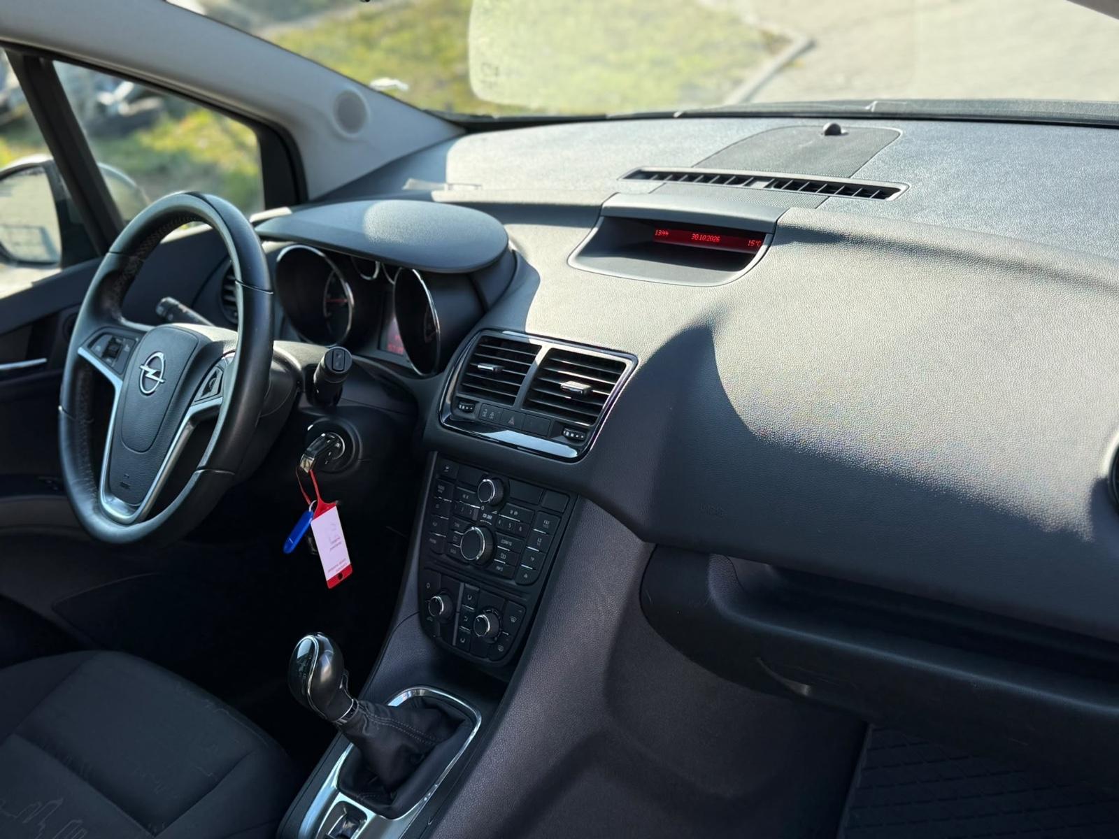Opel Meriva 2012 — photo 13