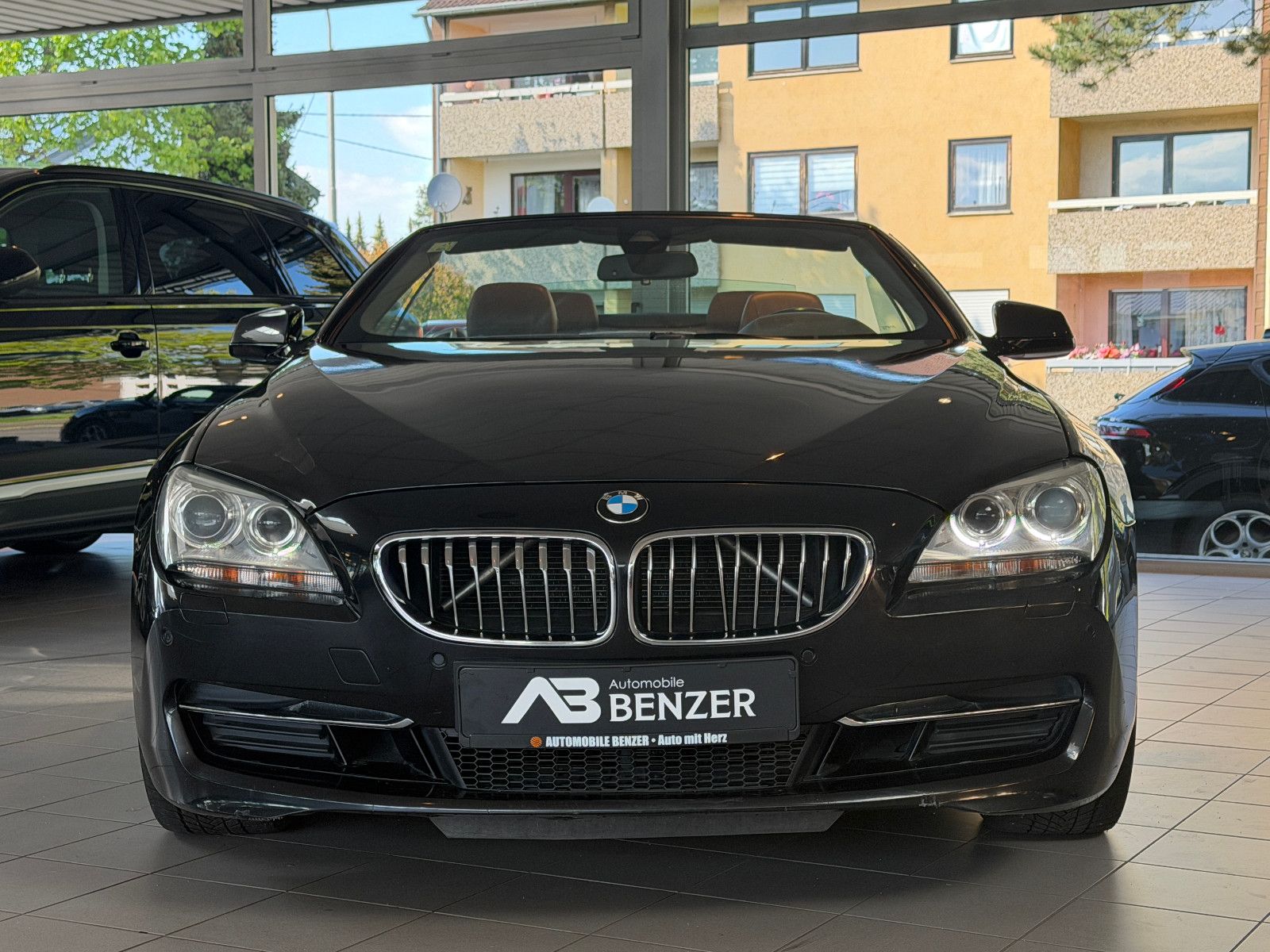 Fahrzeugabbildung BMW 640 Cabrio d xDrive/KAMERA/NAVI/MEMORY/BI-XENON
