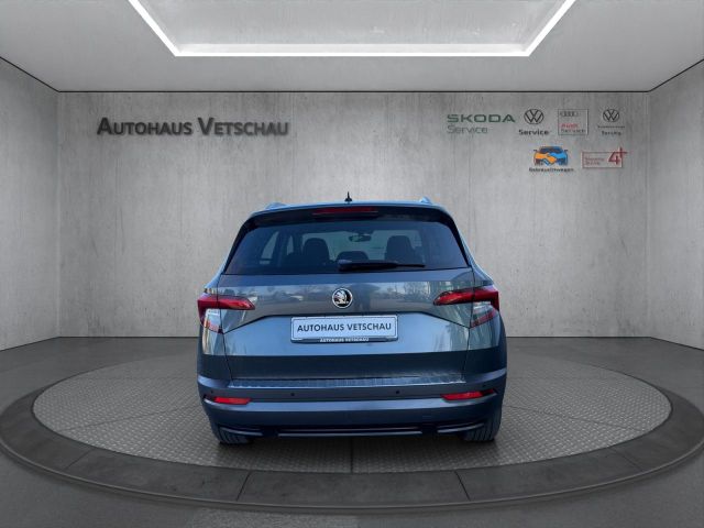 Karoq Style 1.5 TSI DSG LED/AHK/Climatr/Sitzhzg