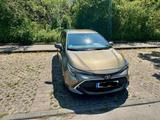 Toyota Corolla 2,0 Hybrid TS Club + Technikpaket - Toyota Corolla: 2.0