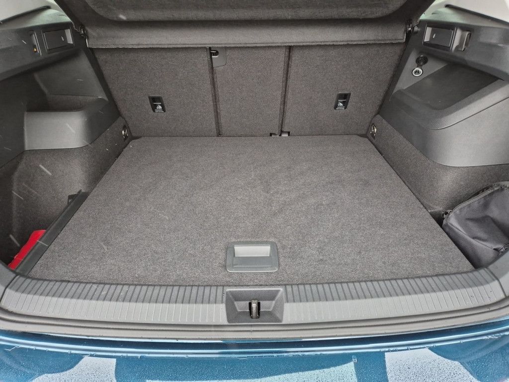 Tiguan 2.0 TDI Life *DSG*AHK*LED*NAVI*DAB*SHZ*PD
