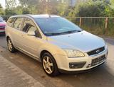 Ford Focus 2.0 Benzin mit tüv - Ford Focus aus 2005: 2.0