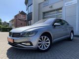 Volkswagen Passat 1.5TSI DSG Limousine Navi+Kamera+Voll-LED - Volkswagen Passat: V