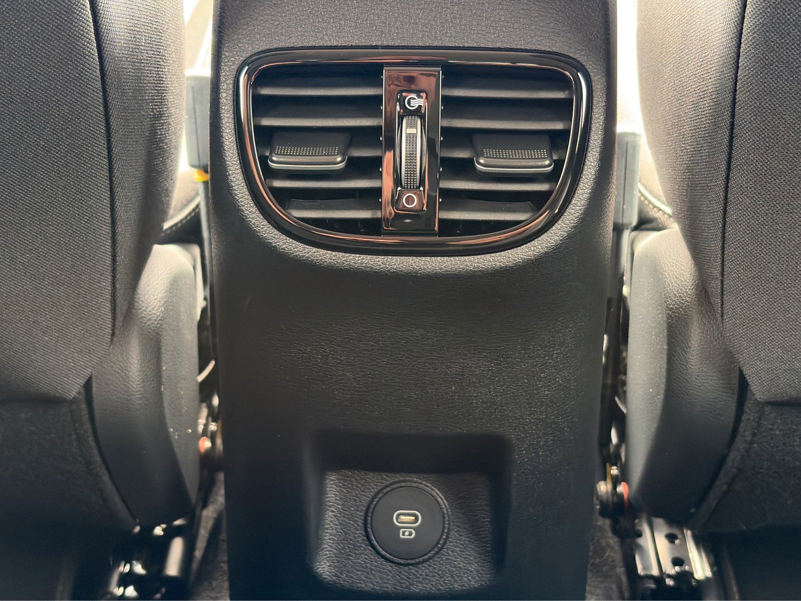 Fahrzeugabbildung Kia Ceed Ultimate*JBL*SHZ*LHZ*Kamera*Navi**