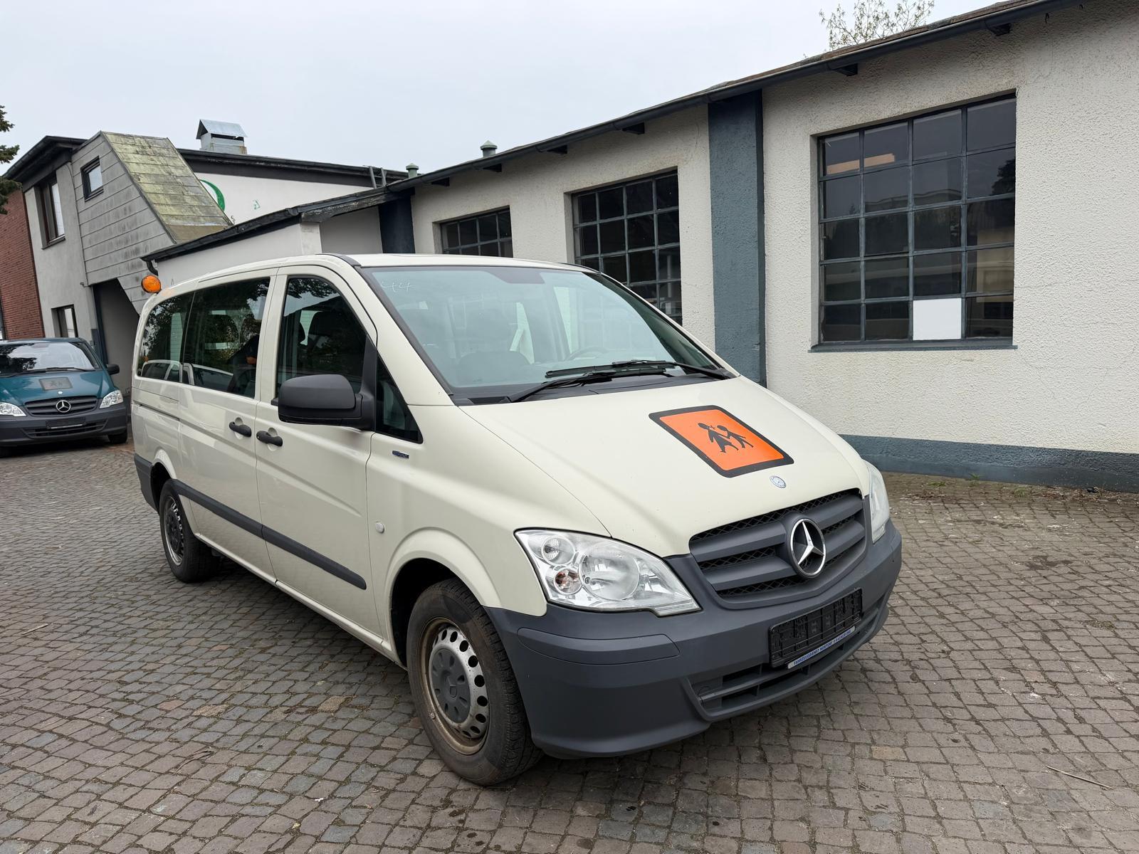 Mercedes-Benz Vito Kombi 113 CDI lang, 9 Sitze