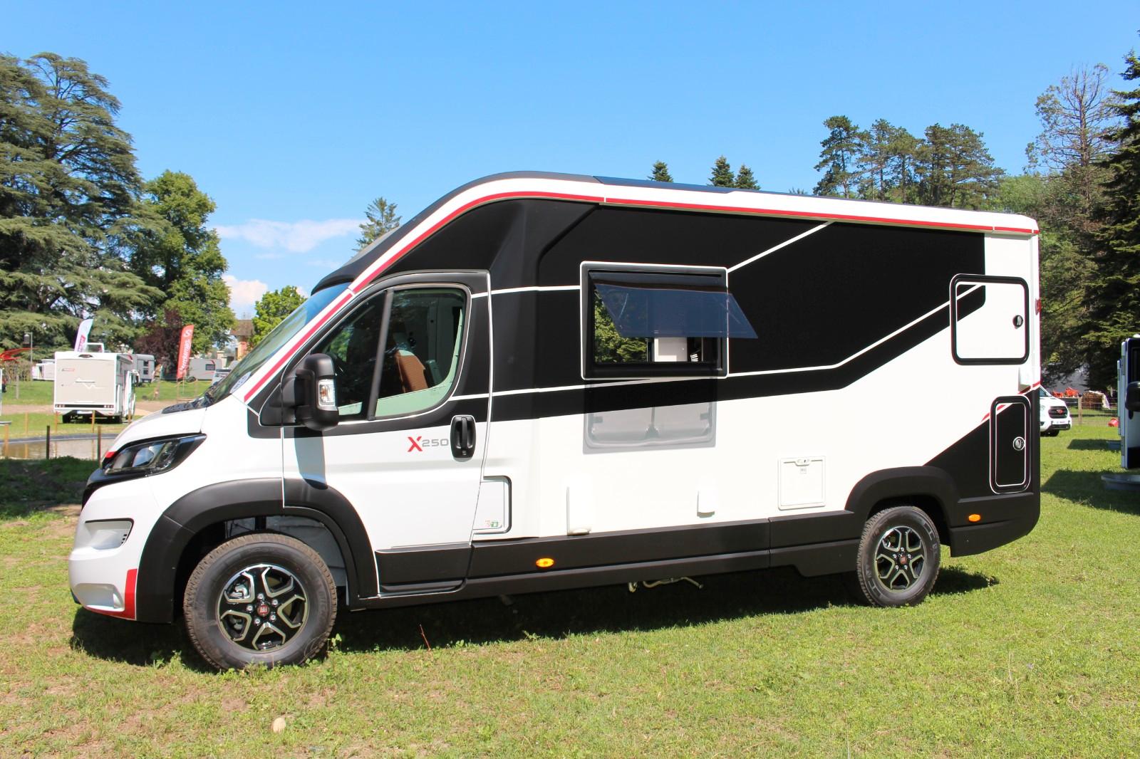 Challenger X 250 OPEN EDITION M 24 sofort lieferbar