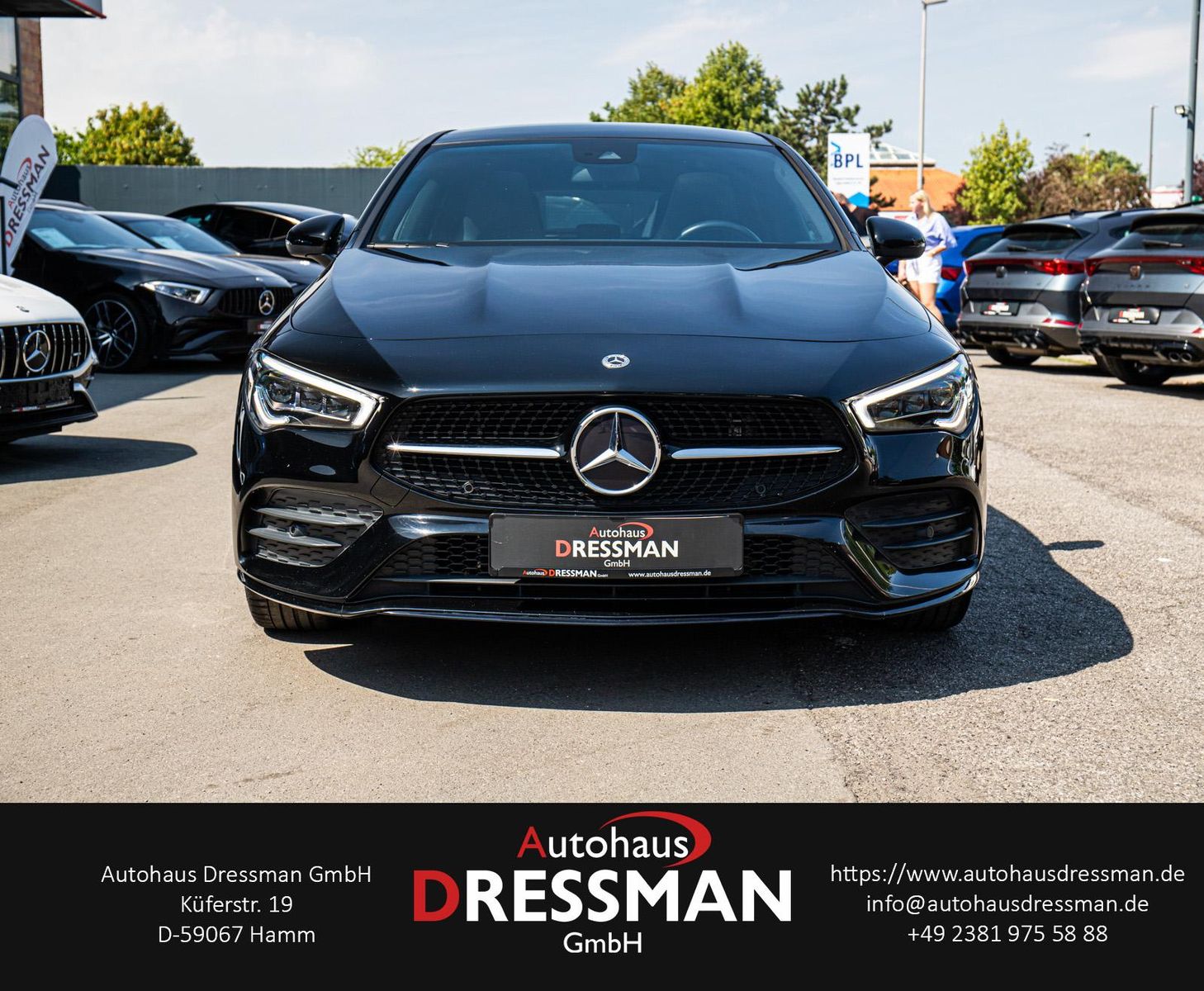 Mercedes-Benz CLA 250e Shooting Brake AMG Line LED PANO AHK imagem 2