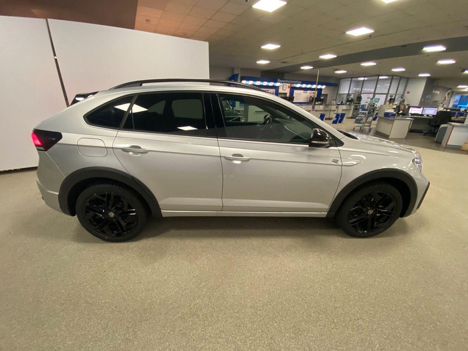 Fahrzeugabbildung Volkswagen Taigo 1.5 TSI DSG R-LINE+Black Style+ACC+Matrix+