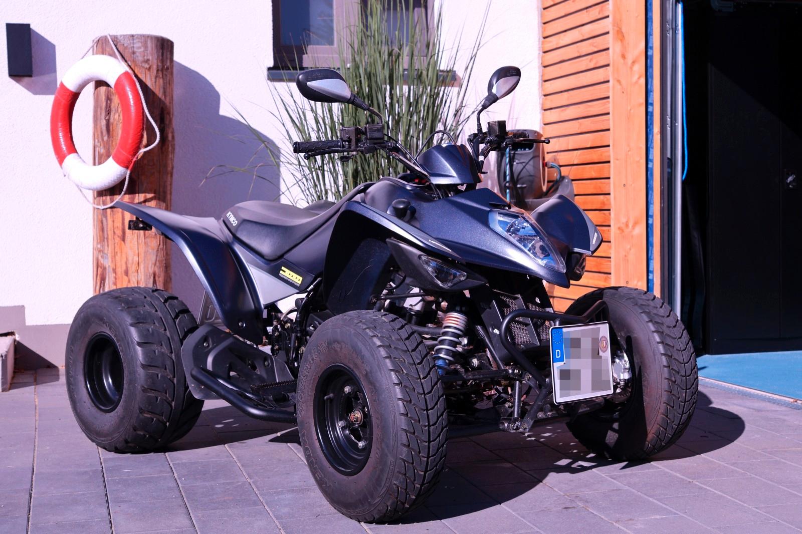 Kymco  2015 — rear view