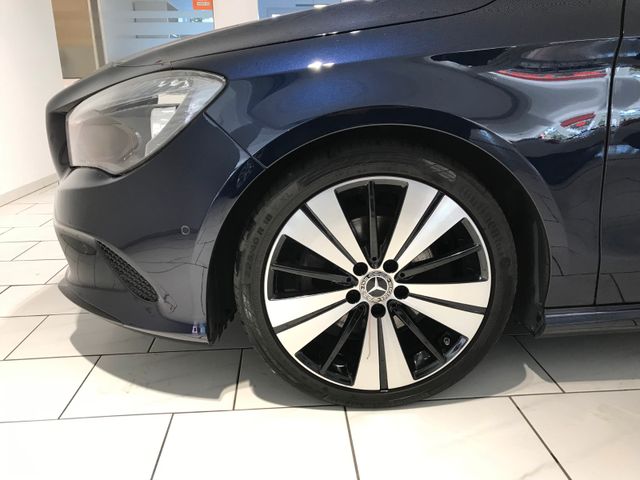 Mercedes-Benz CLA 200d SB SOUND APP PANO eHECK NAV 18"