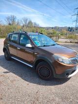 Dacia Sandero Stepway - gebrauchte Dacia Sandero aus dem Jahr 2012