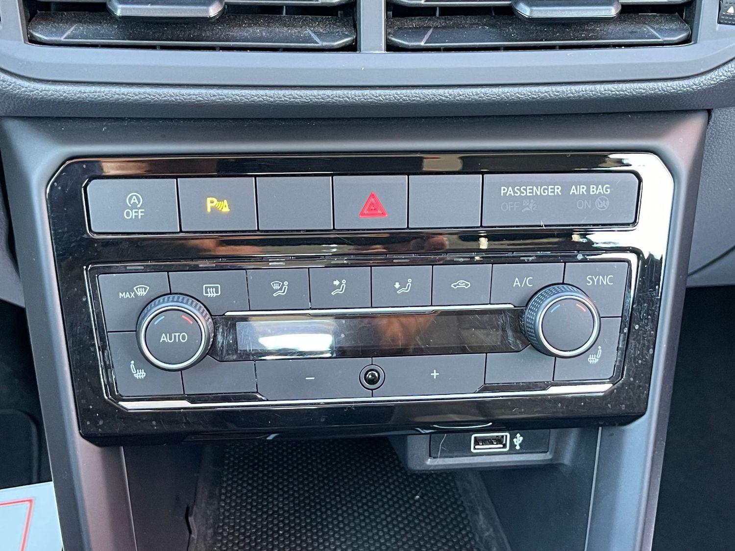 Volkswagen T-Cross Life/Bluetooth/Tempomat/PDC/USB/Sitzheiz