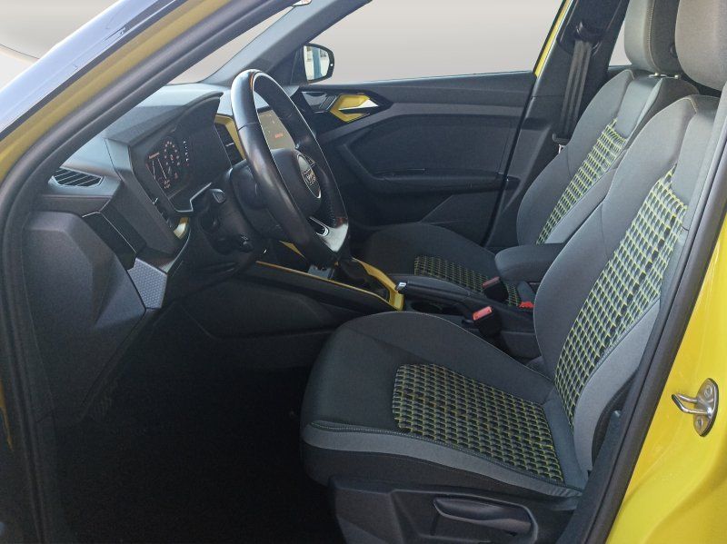 Fahrzeugabbildung Audi A1 Sportback 1,0 TFSI edition one S-tronic S-Lin