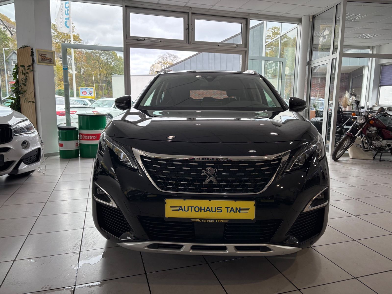 Fahrzeugabbildung Peugeot 3008 Allure